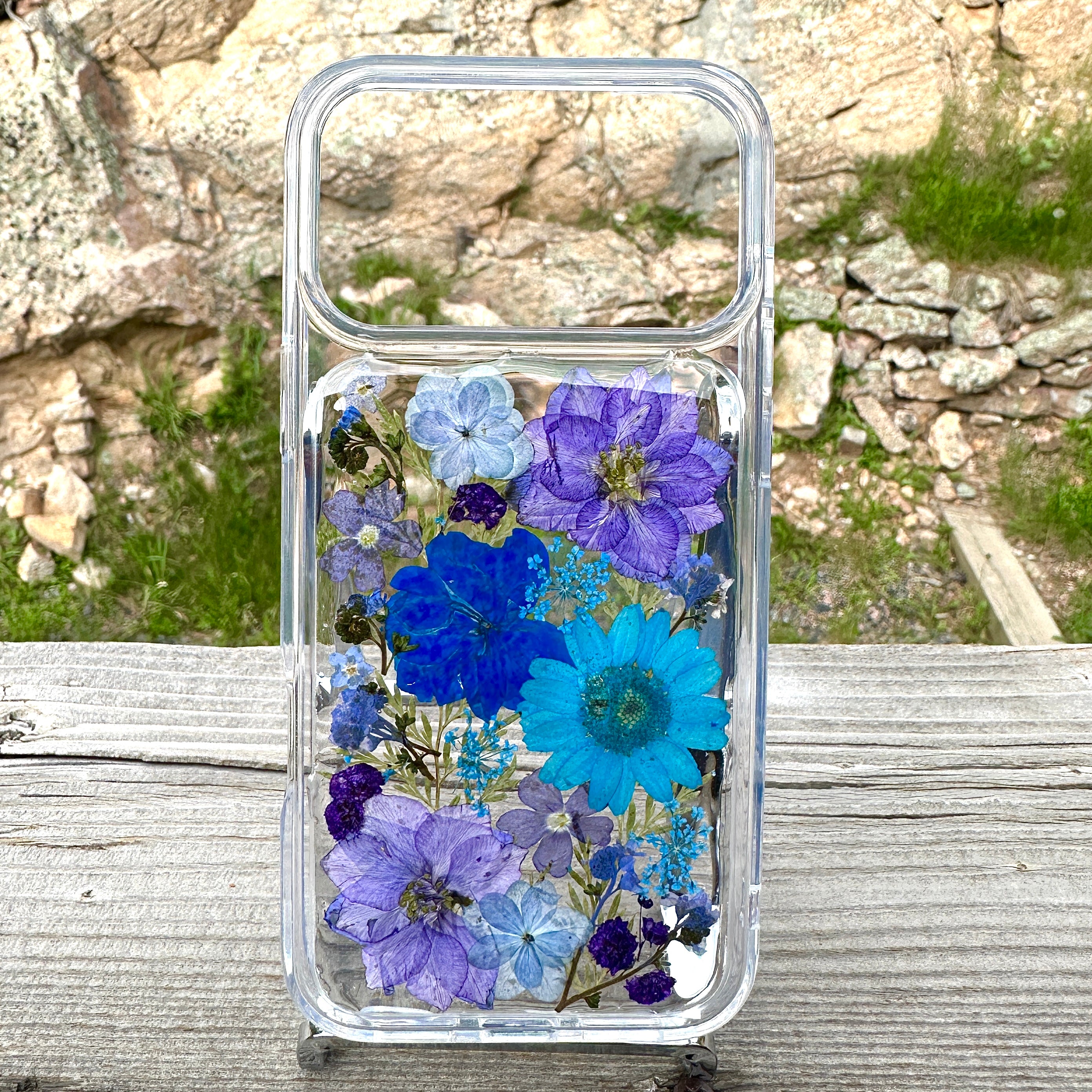 iPhone 17 Pro Max Flower Phone Case - BG 427