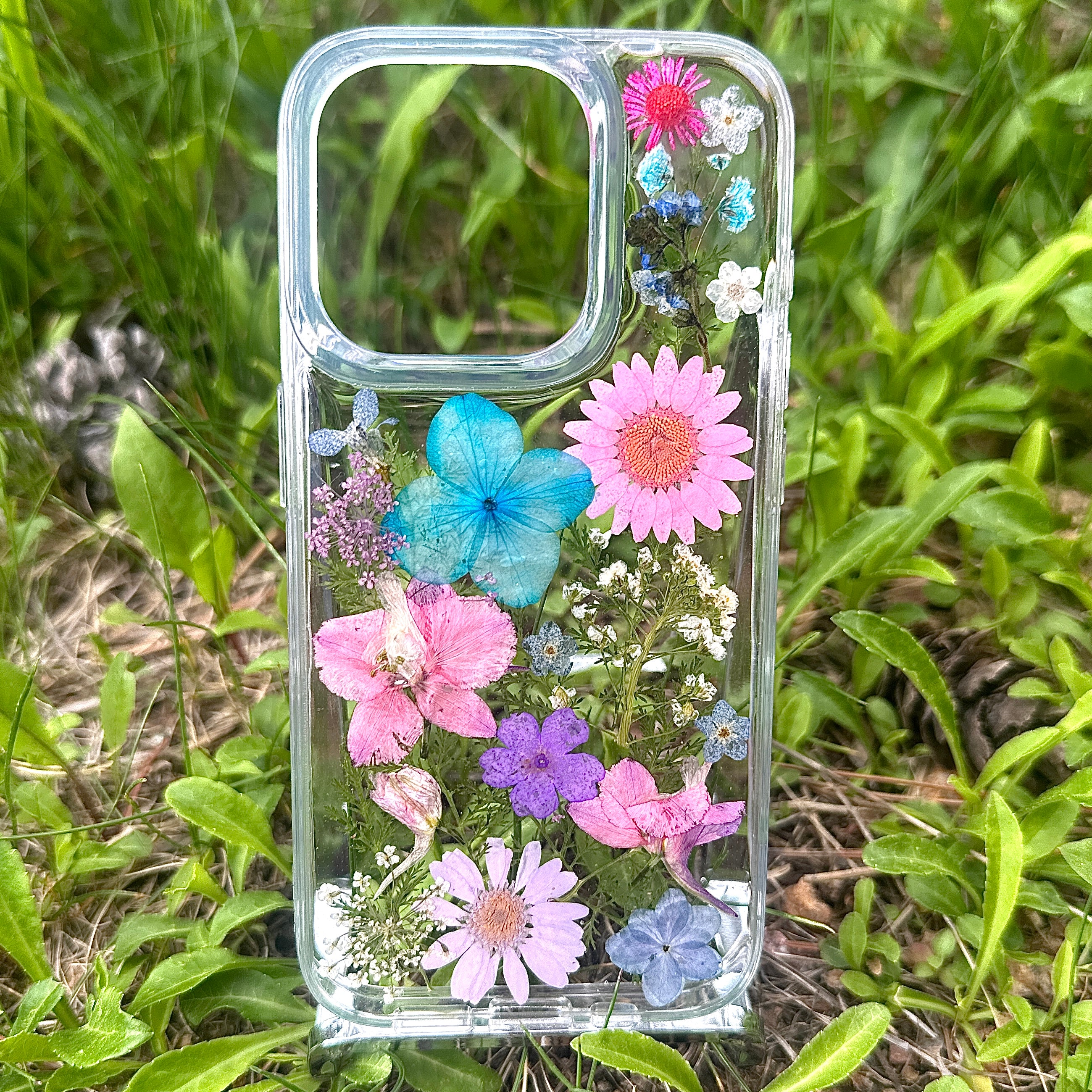 iPhone 15 Pro Flower Phone Case - BG 420