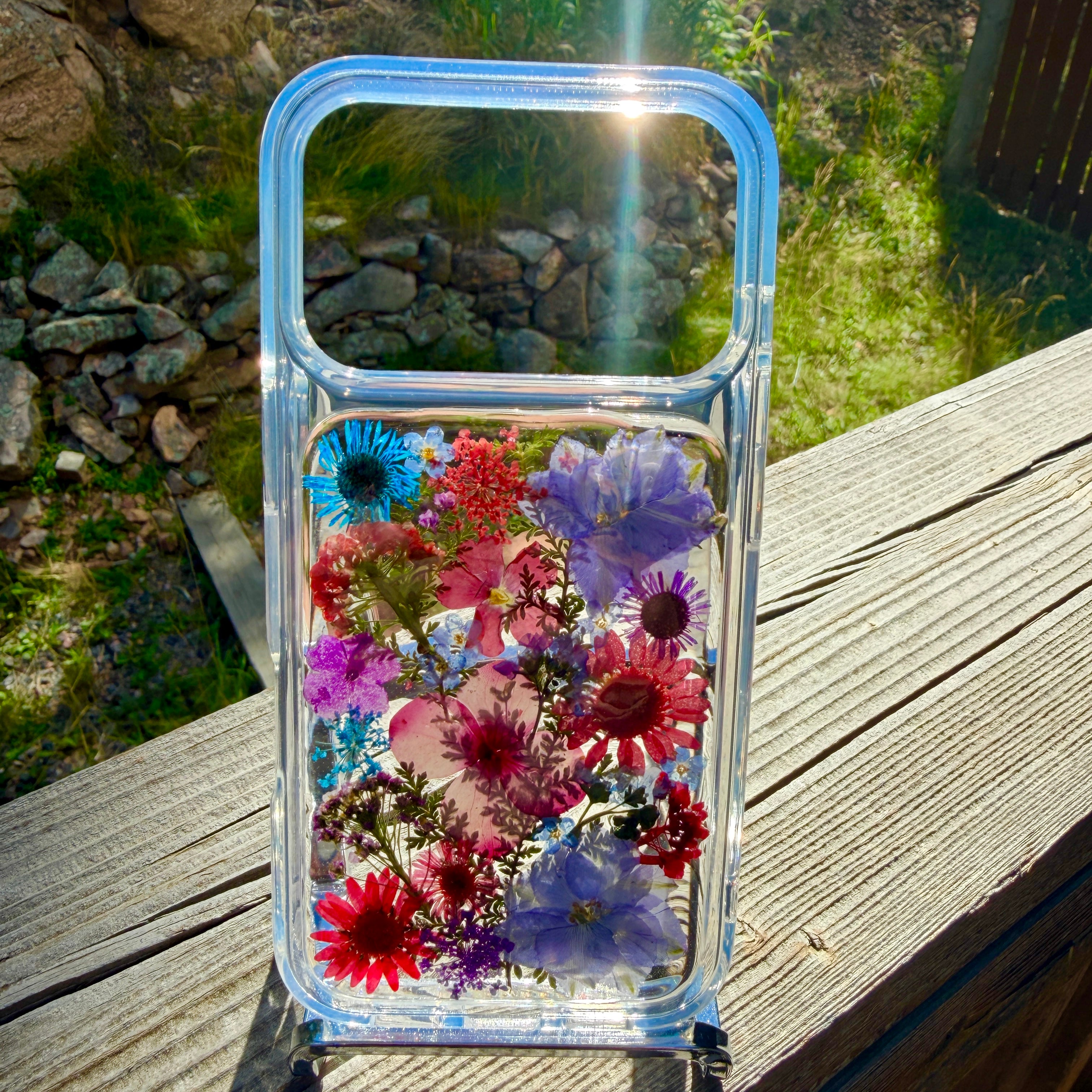 iPhone 17 Pro Flower Phone Case - BG 471
