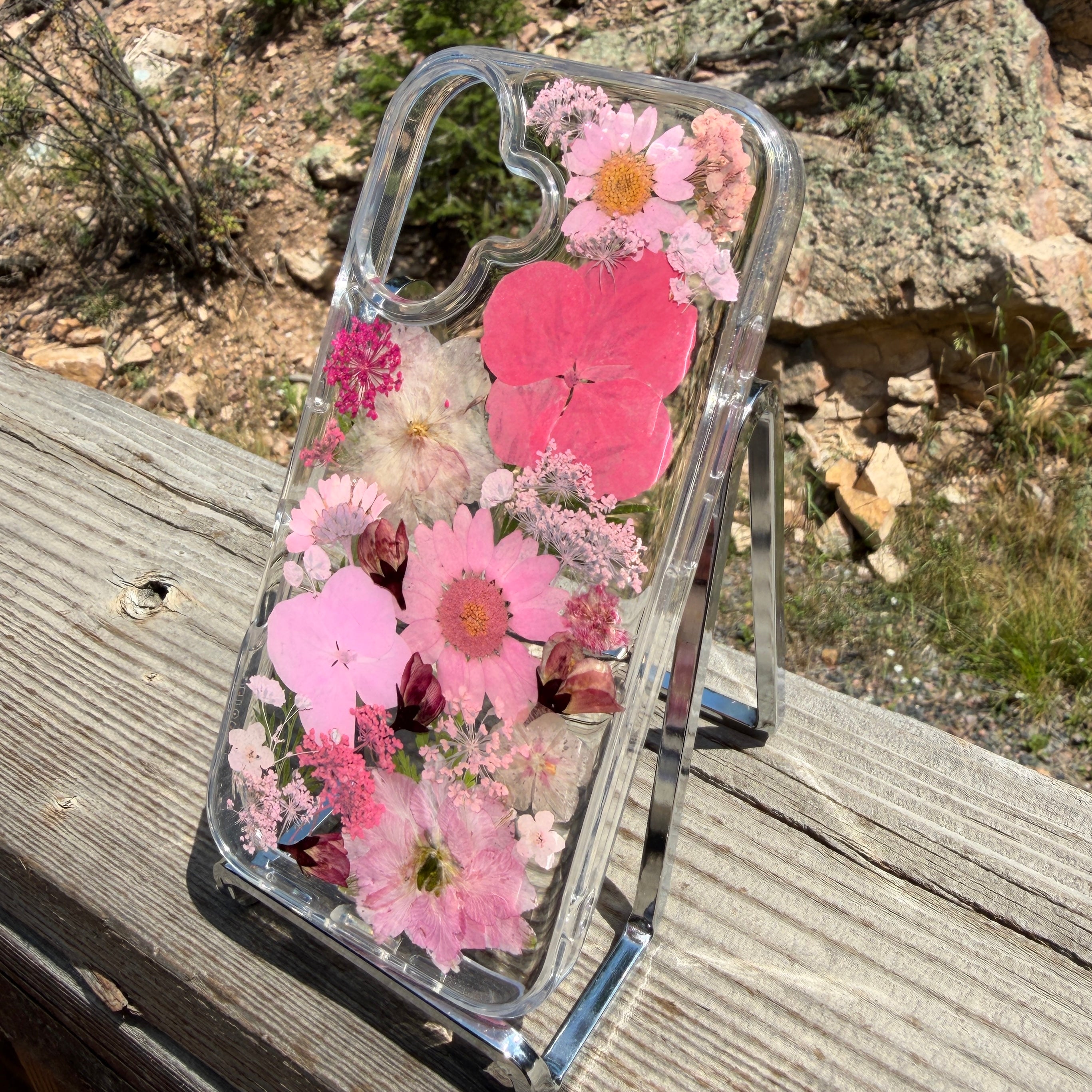 iPhone 17 Flower Phone Case - BG 465