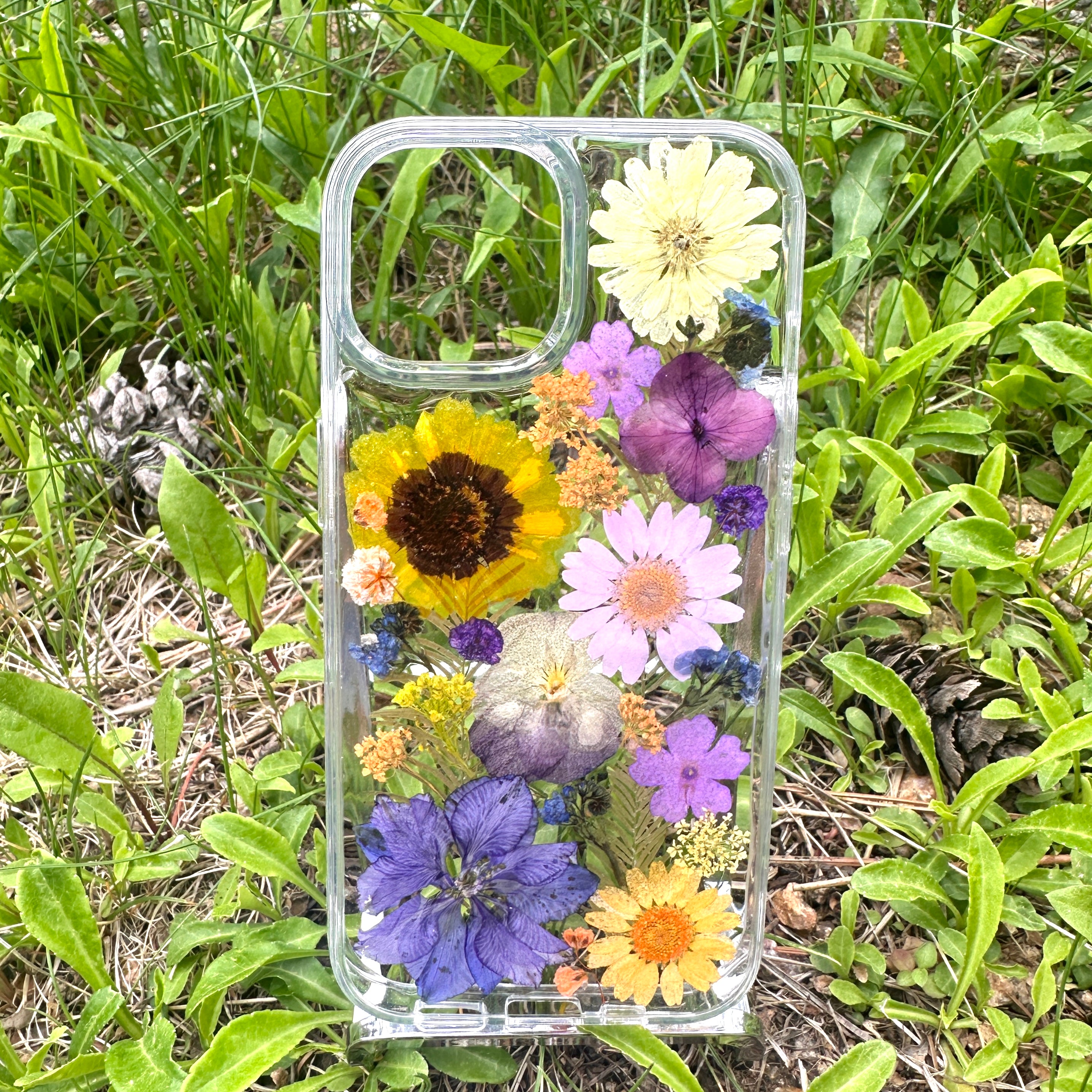 iPhone 15 Flower Phone Case - BG 418