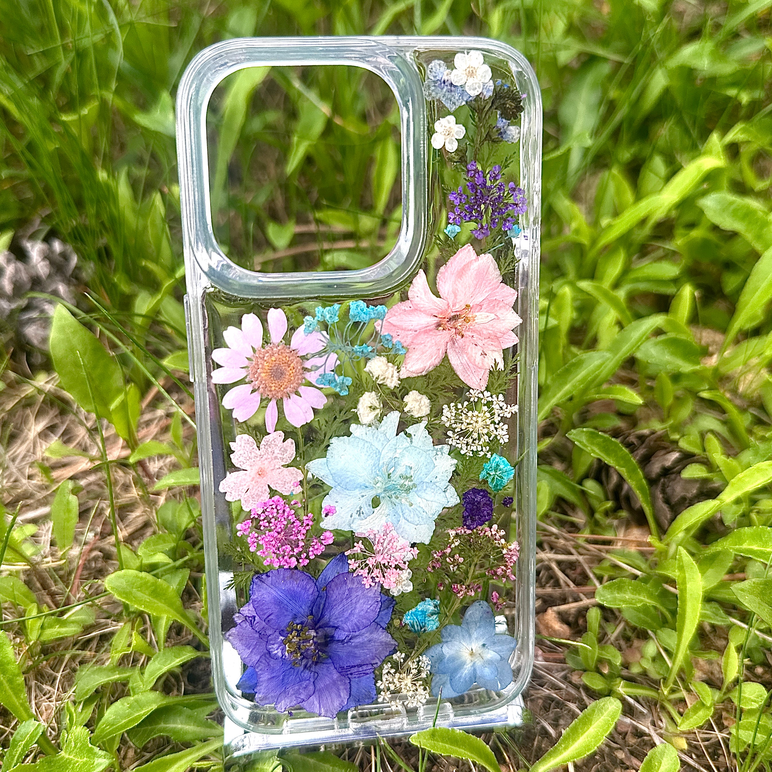 iPhone 15 Pro Flower Phone Case - BG 421