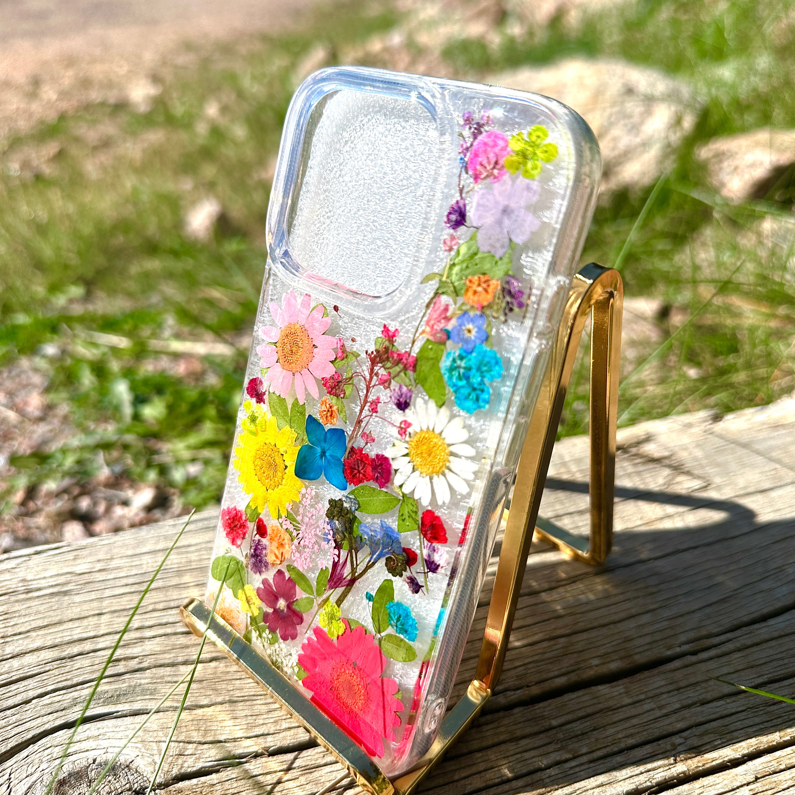iPhone 16 Pro Flower Phone Case - BG 304