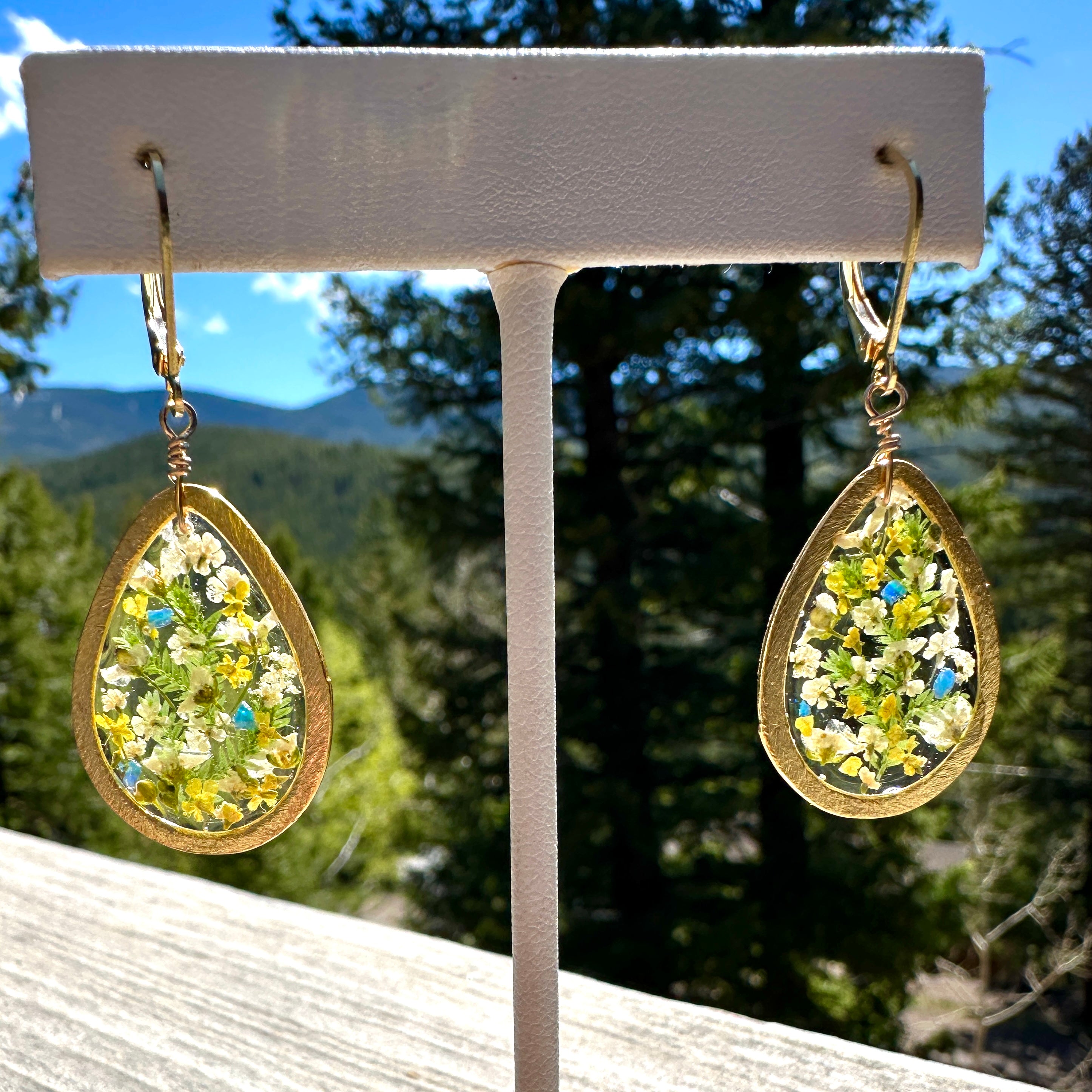 Teardrop Yellow Flower Earrings - BG 256