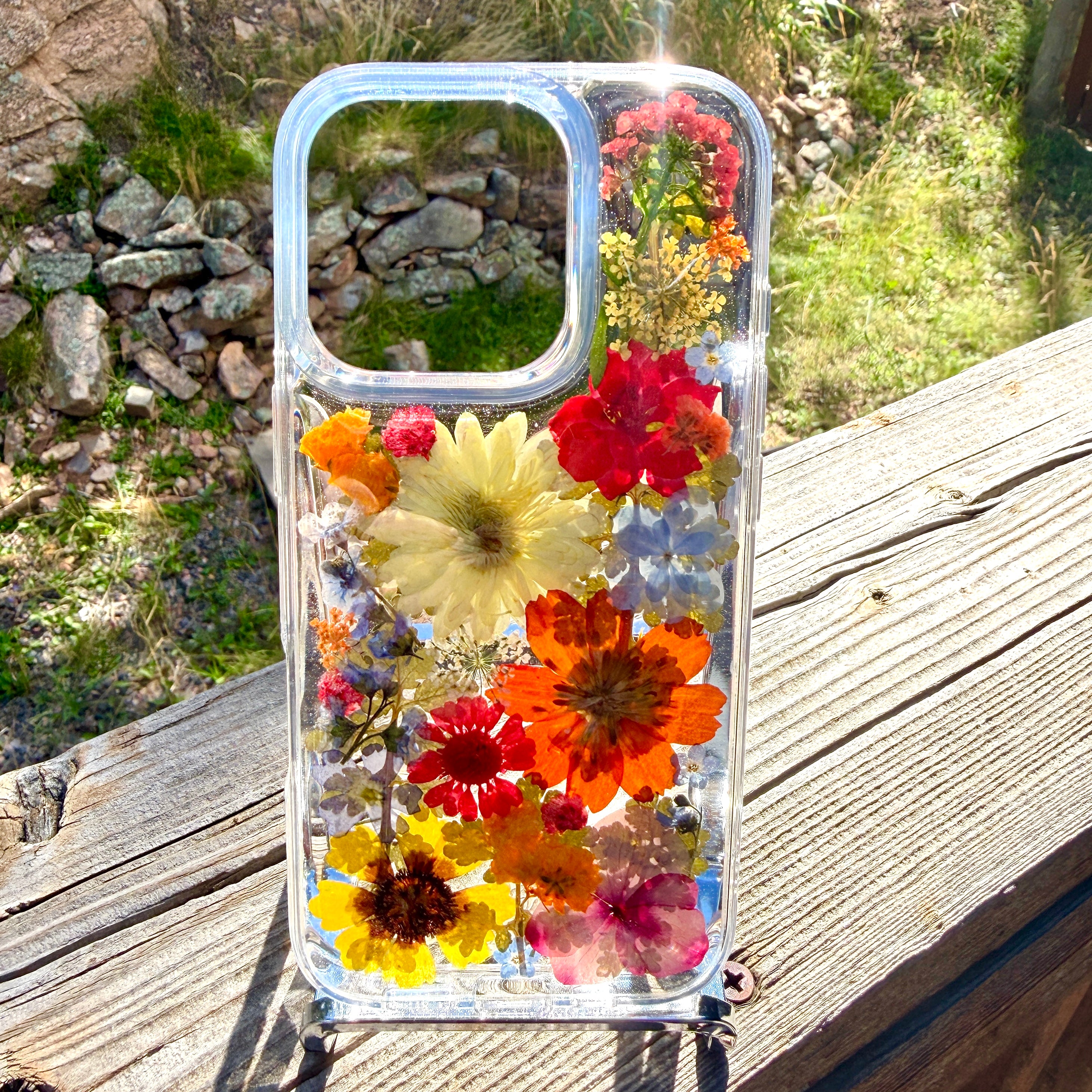 iPhone 16 Pro Flower Phone Case - BG 474
