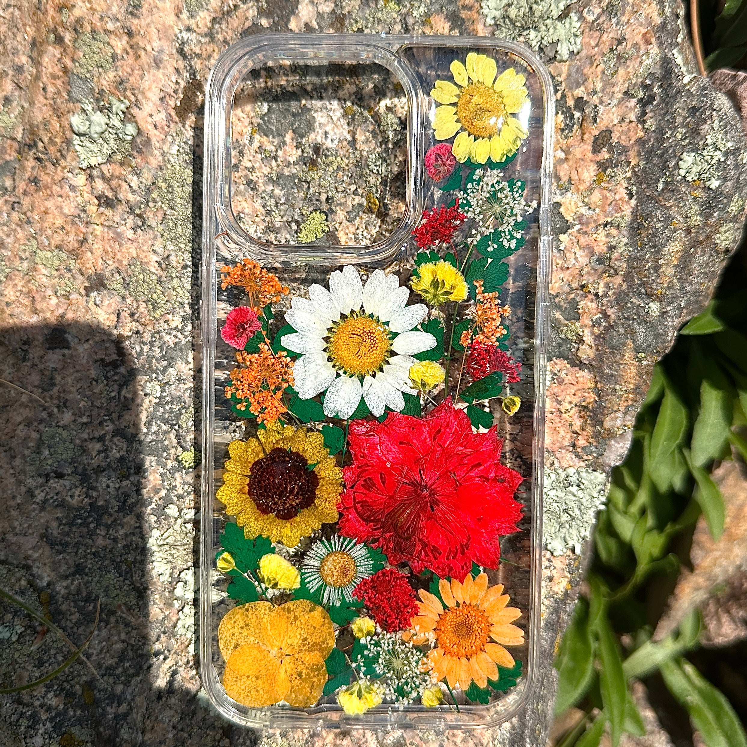 iPhone 14 Pro Flower Phone Case - BG 455