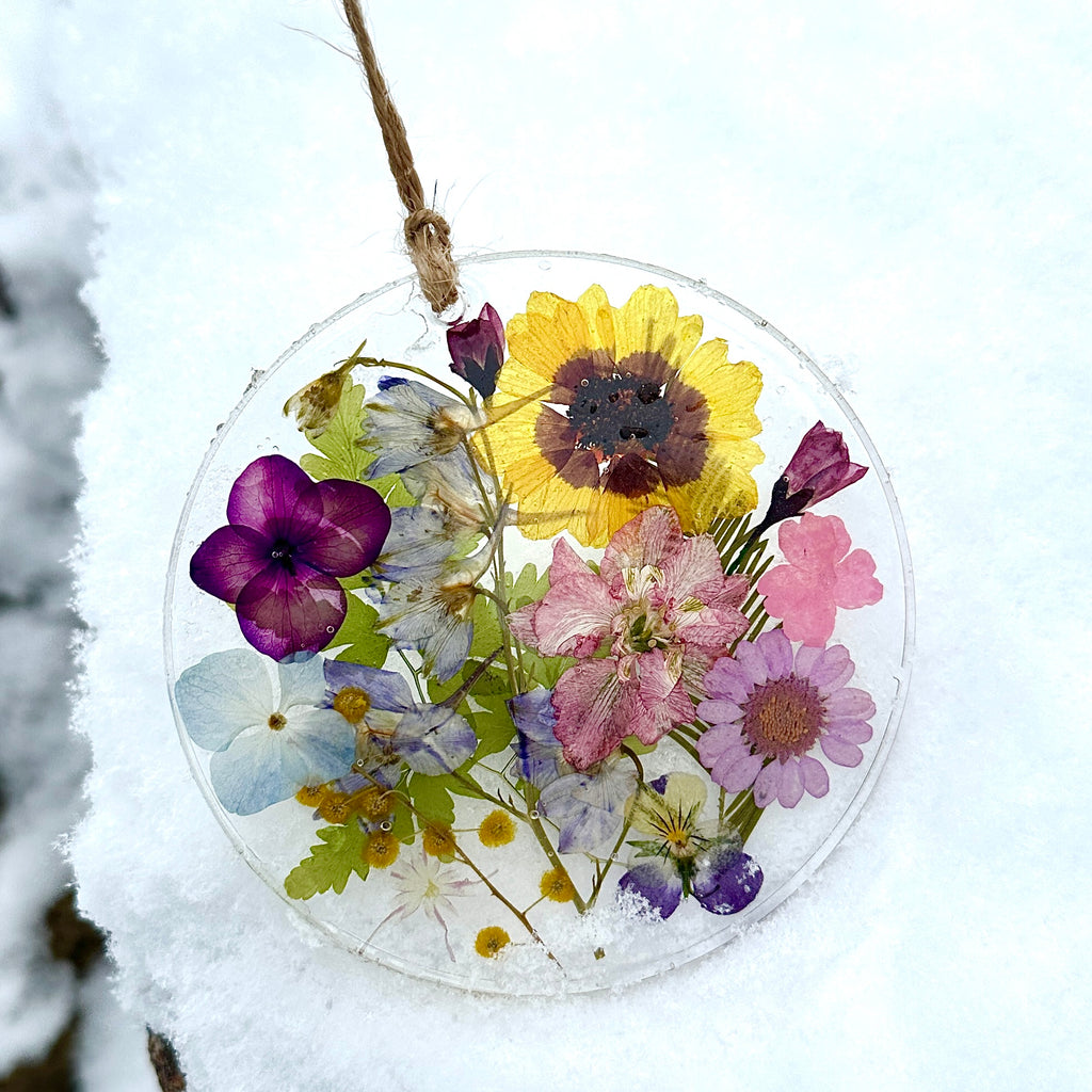 Botanical Garden Ornament - BG 324