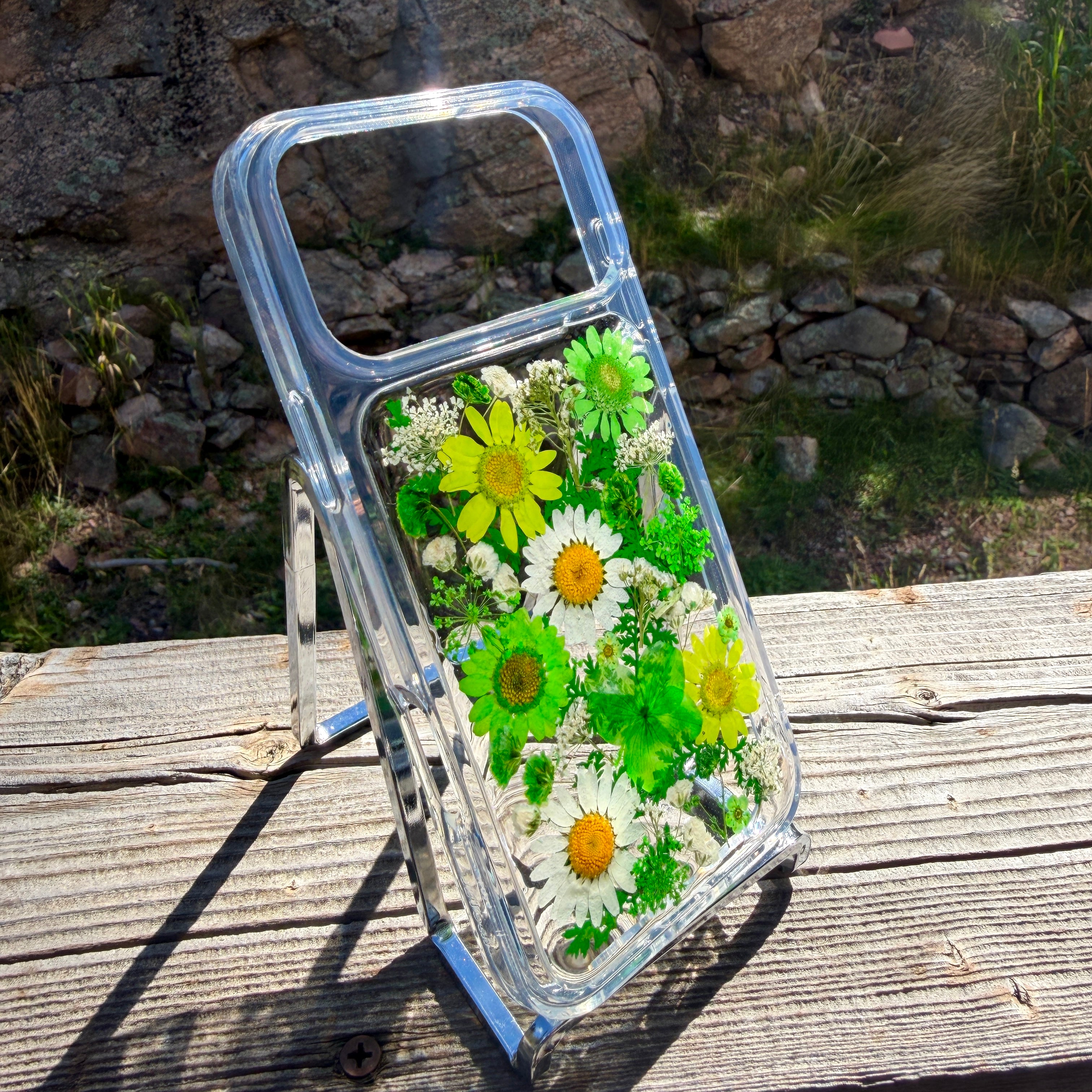 iPhone 17 Pro Max Flower Phone Case - BG 479