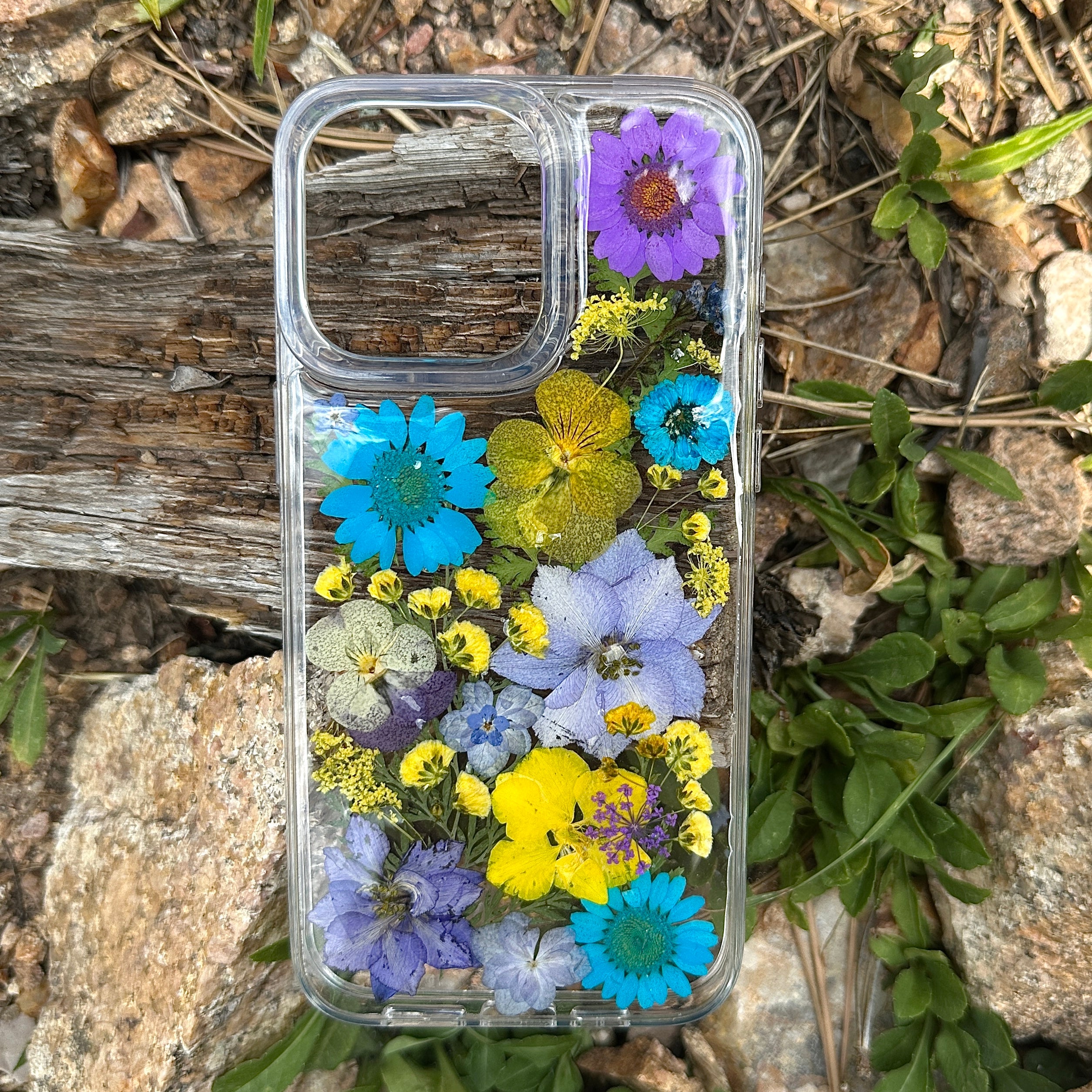 iPhone 15 Pro Max Flower Phone Case - BG 464