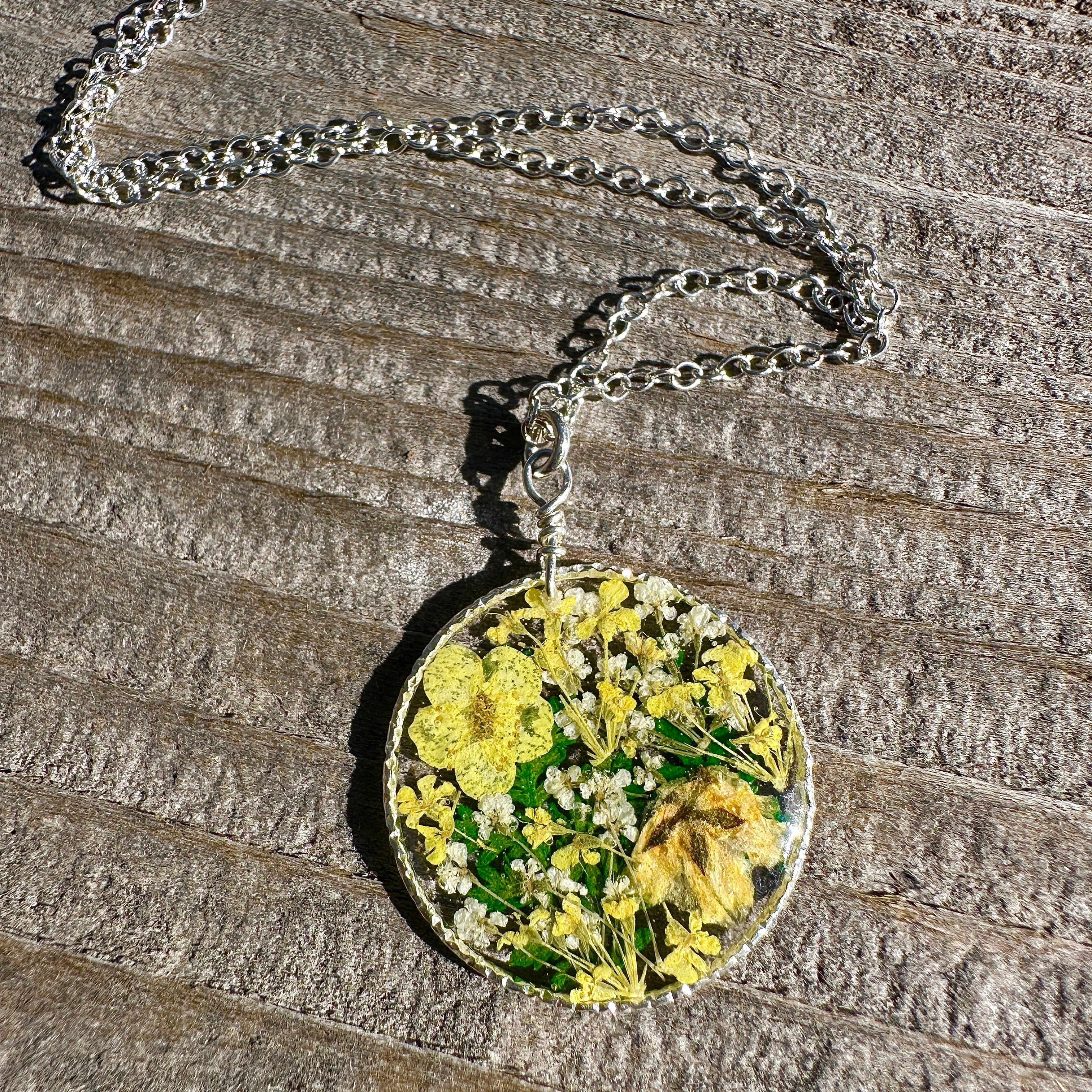 Handmade Jewelry & Exotic Air Plant Wonderland by Yumi Chen