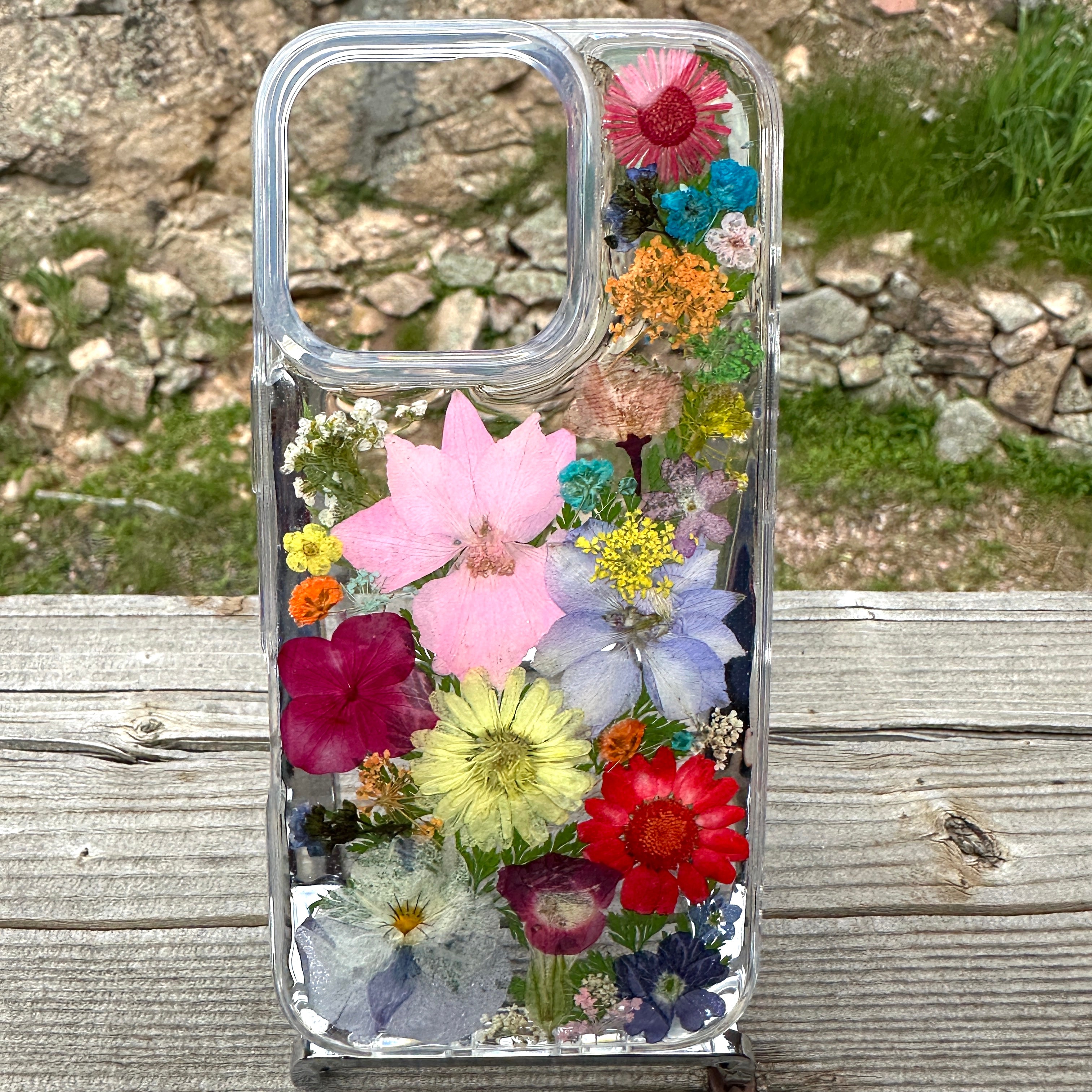 iPhone 16 Pro Flower Phone Case - BG 422