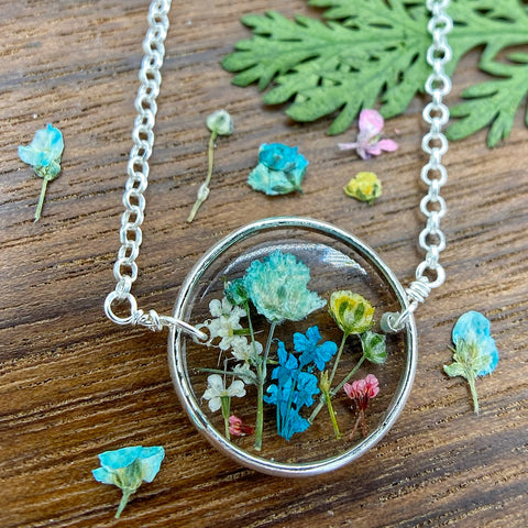 Real Flowers Terrarium Necklace - Style BG12